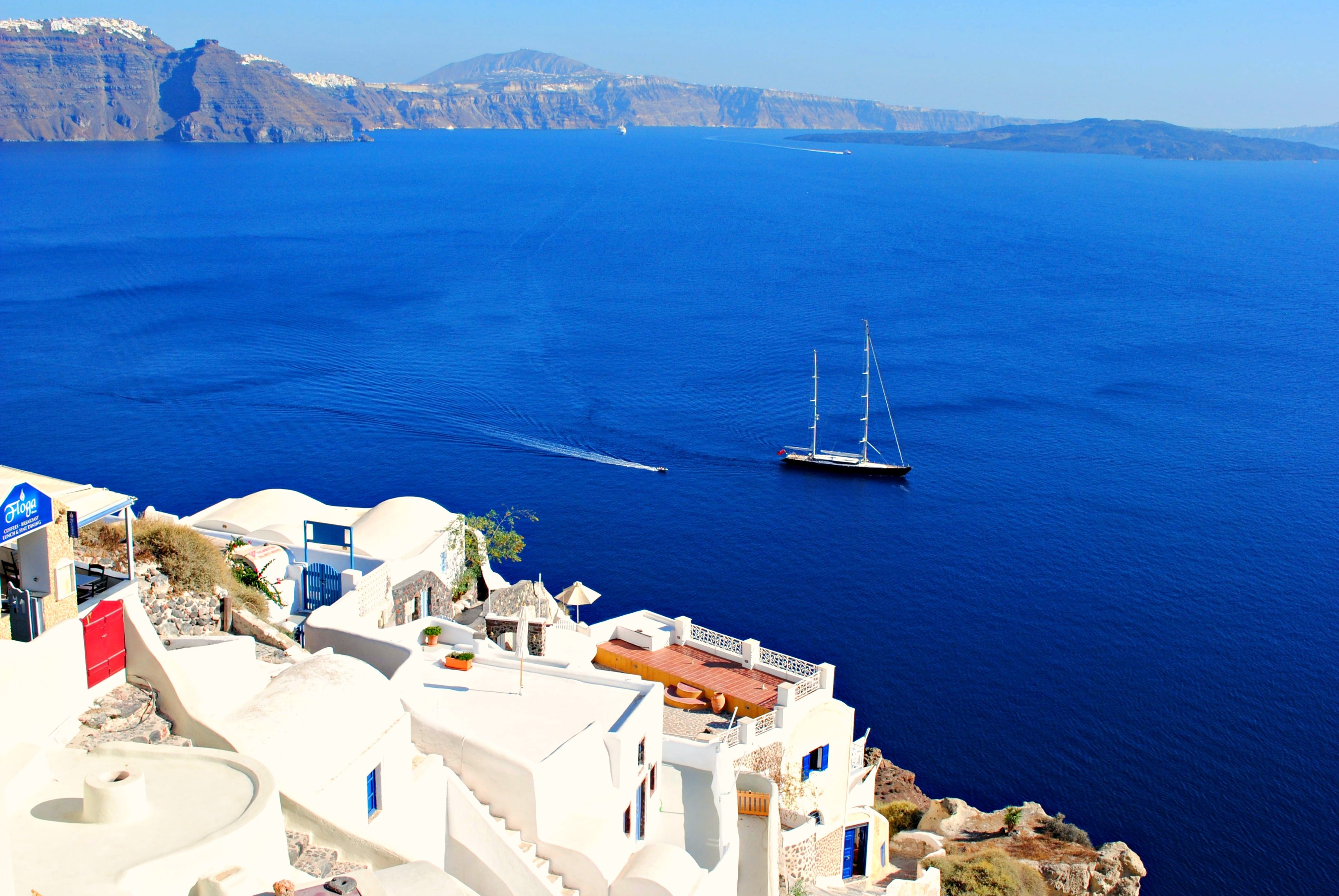 Affordable yachts in Cyclades